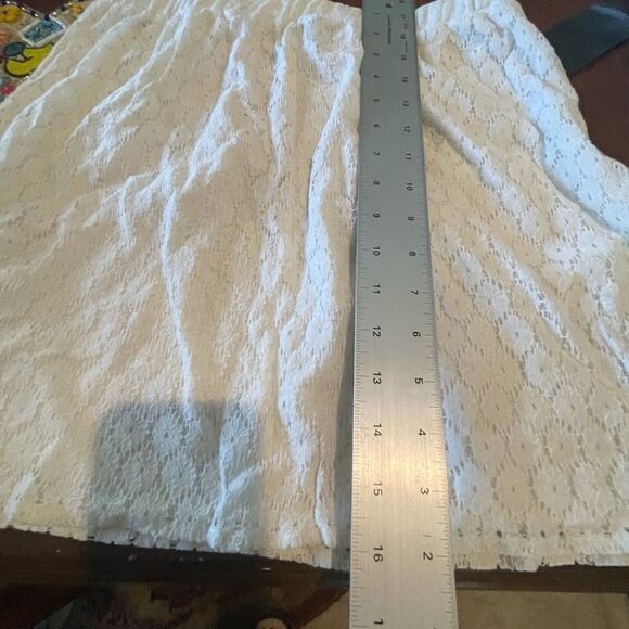 LACEY LINED Mini Skirt! - Picture 9 of 10